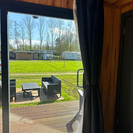 Luxe Tiny House Bij Het Leekstermeer Matsloot Ngoại thất bức ảnh