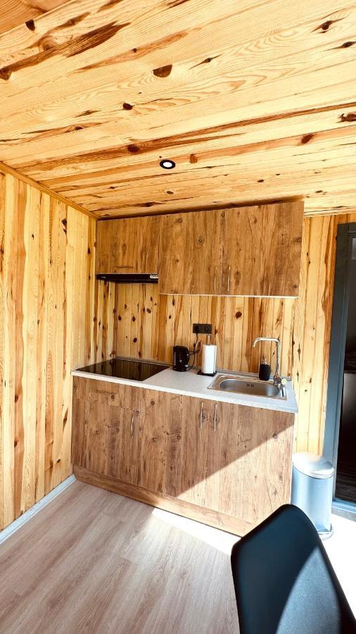 Luxe Tiny House Bij Het Leekstermeer Matsloot Ngoại thất bức ảnh