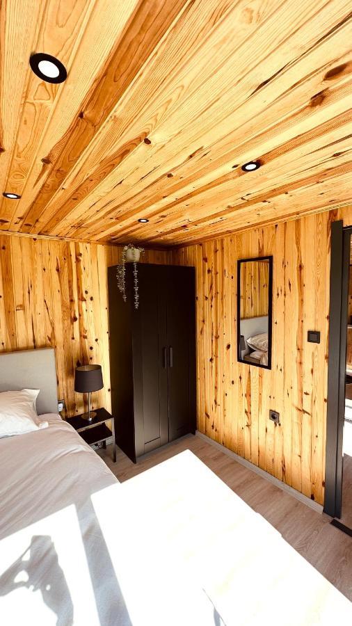 Luxe Tiny House Bij Het Leekstermeer Matsloot Ngoại thất bức ảnh